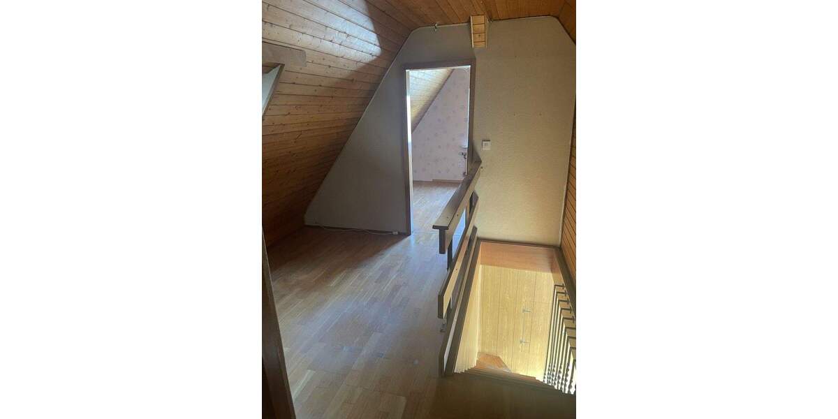 Doppelhaushälfte Frankfurt Harheim - 7 Zimmer, 170 m&sup2;, 600.000&euro; | Angebot:25820766