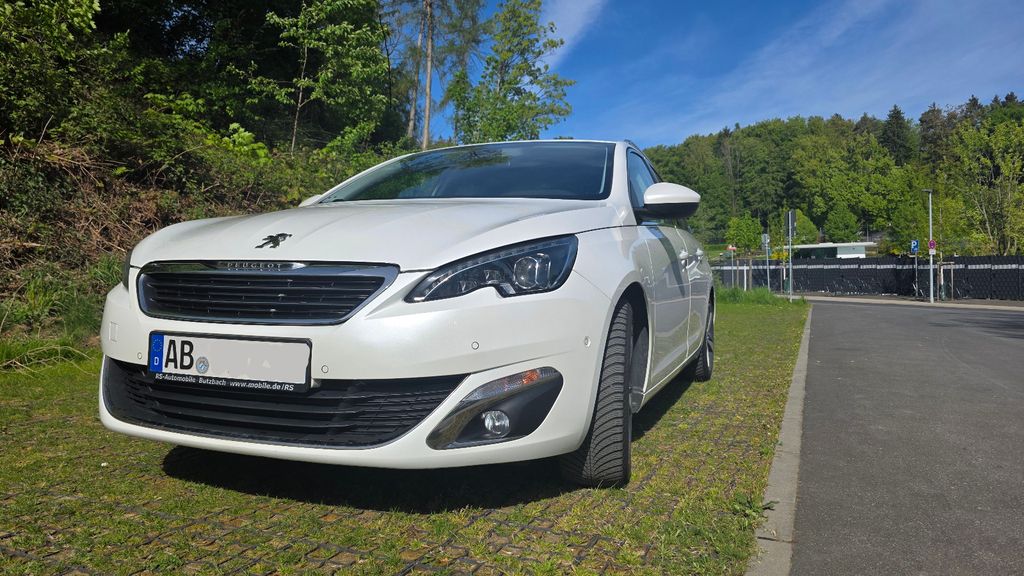 Peugeot 308 148.516 km 6.399 &euro; Goldbach 63773