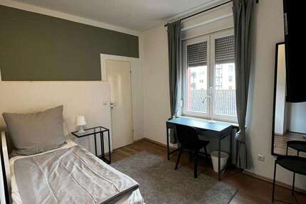 Zimmer Frankfurt Bockenheim - 1 Zimmer, 745&euro; | Angebot:25325229