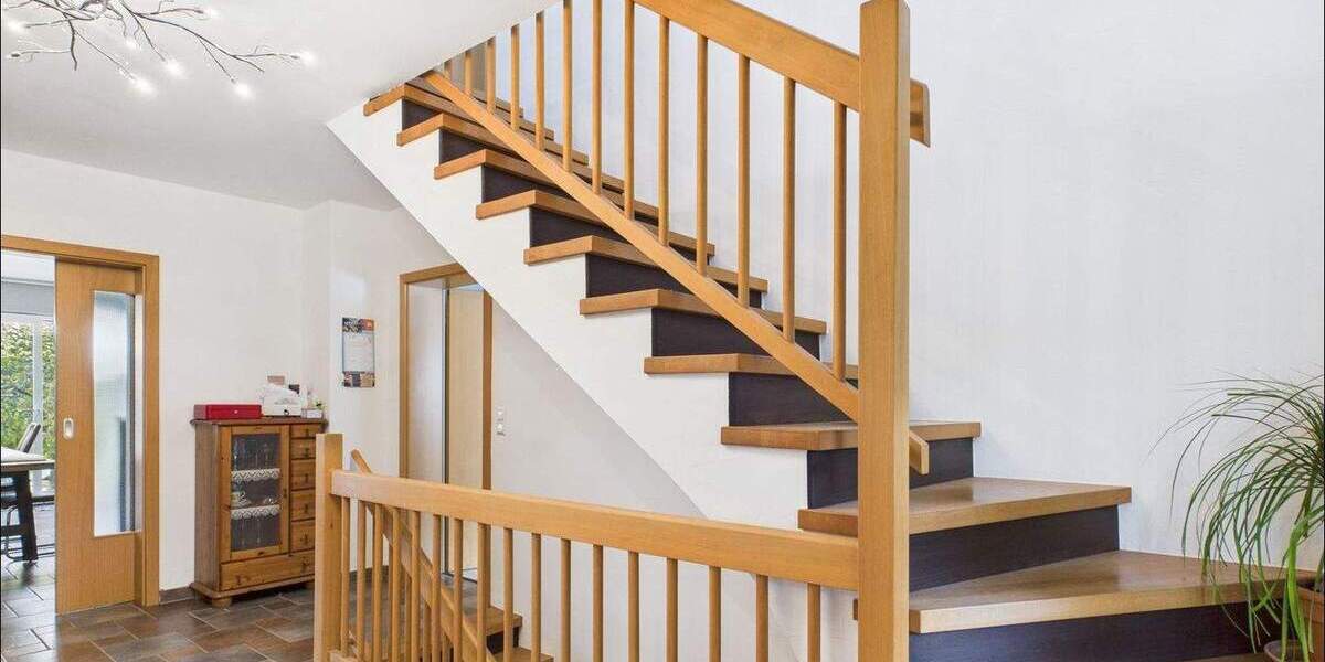 Einfamilienhaus Kahl am Main - 7 Zimmer, 270 m&sup2;, 818.000&euro; | Angebot:25705911