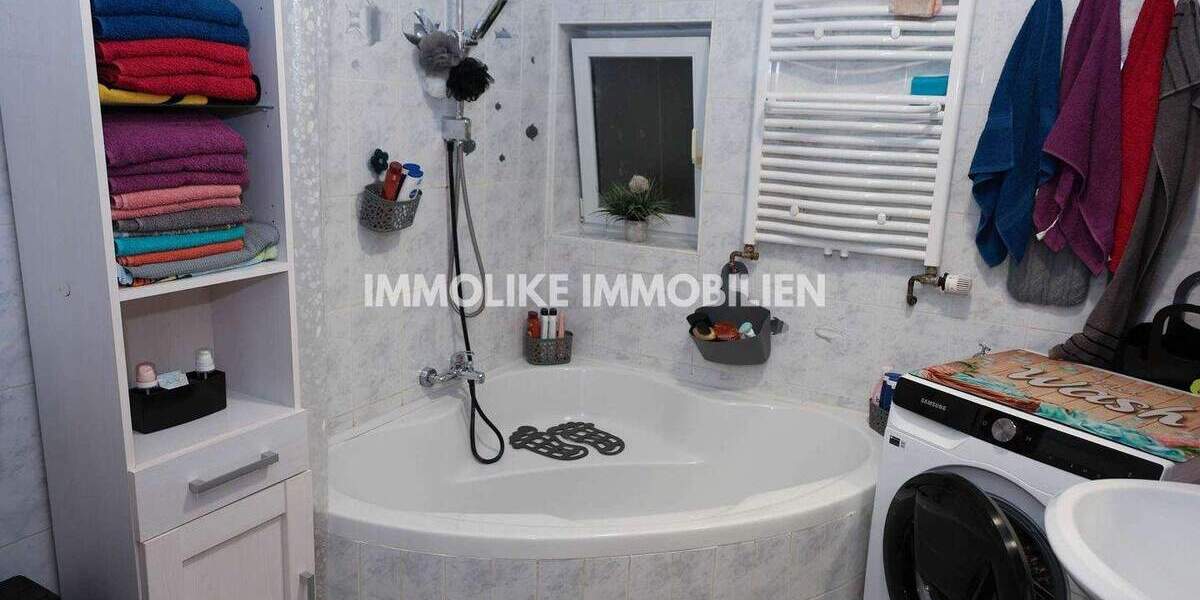 Mehrfamilienhaus, Wohnhaus Gelnhausen - 9 Zimmer, 242 m&sup2;, 399.000&euro; | Angebot:25667614