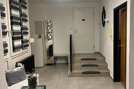 Wohnung Florstadt - 2 Zimmer, 80 m&sup2;, 900&euro; | Angebot:25756788