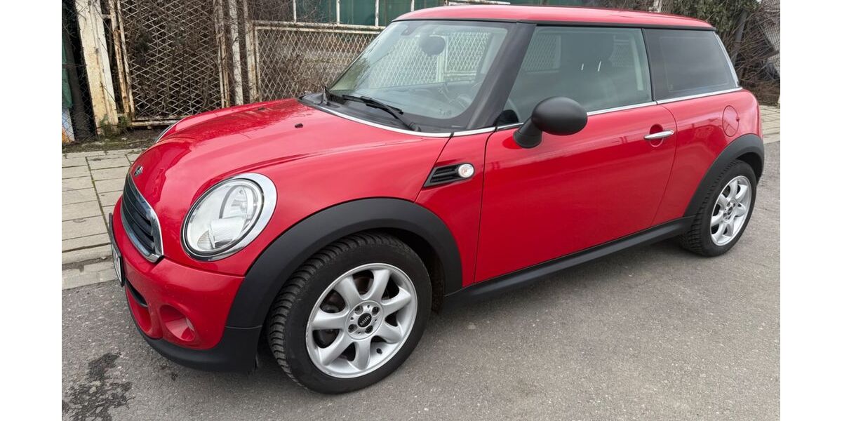 Mini ONE 128.000 km 5.600 &euro; Offenbach 63075
