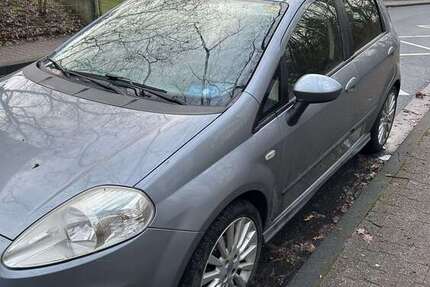 Fiat Grande Punto 150.000 km 2.200 &euro; Frankfurt am Main 60439