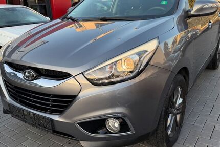 Hyundai ix35 118.862 km 8.490 &euro; FRANKFURT AM MAIN 60488