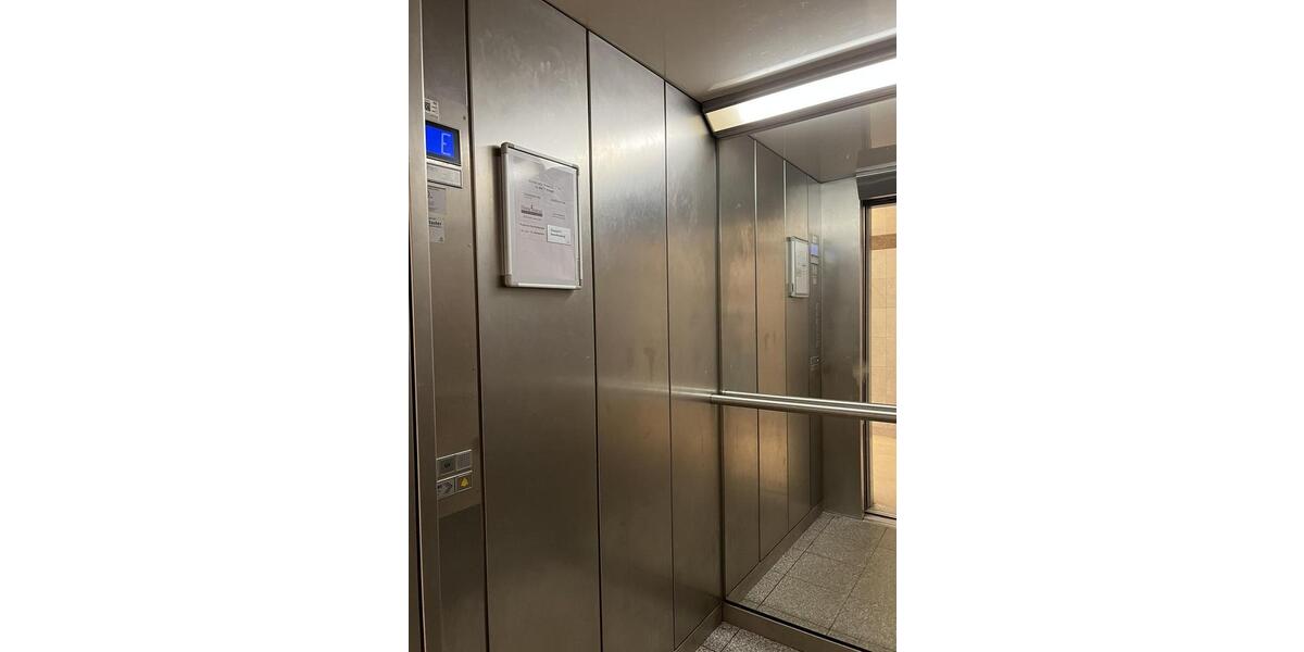 Etagenwohnung Frankfurt am Main Nordend West - 2 Zimmer, 70 m&sup2;, 1.470&euro; | Angebot:25268927