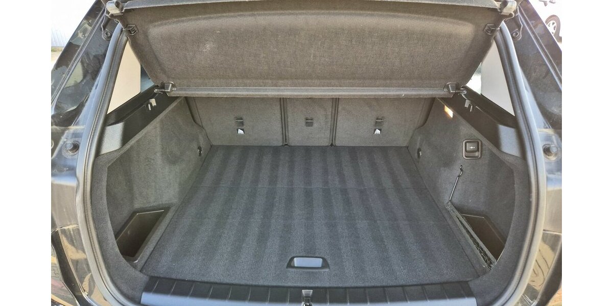 BMW X1 sDrive 18 i Advantage LED, Navigation 53.758 km 17.890 &euro; Rodgau 63110