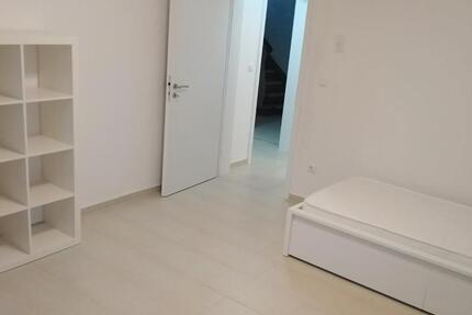 Wohnung Frankfurt am Main West - 1 Zimmer, 33 m&sup2;, 600&euro; | Angebot:25995693