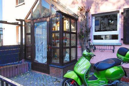 Charmantes Reihenmittelhaus 5 ZKBB* tgl.Badezimmer* kleiner Garten* Gartenhütte* Frankfurt-Gallus - Haus Frankfurt Gallus Viertel | Angebot:25355417