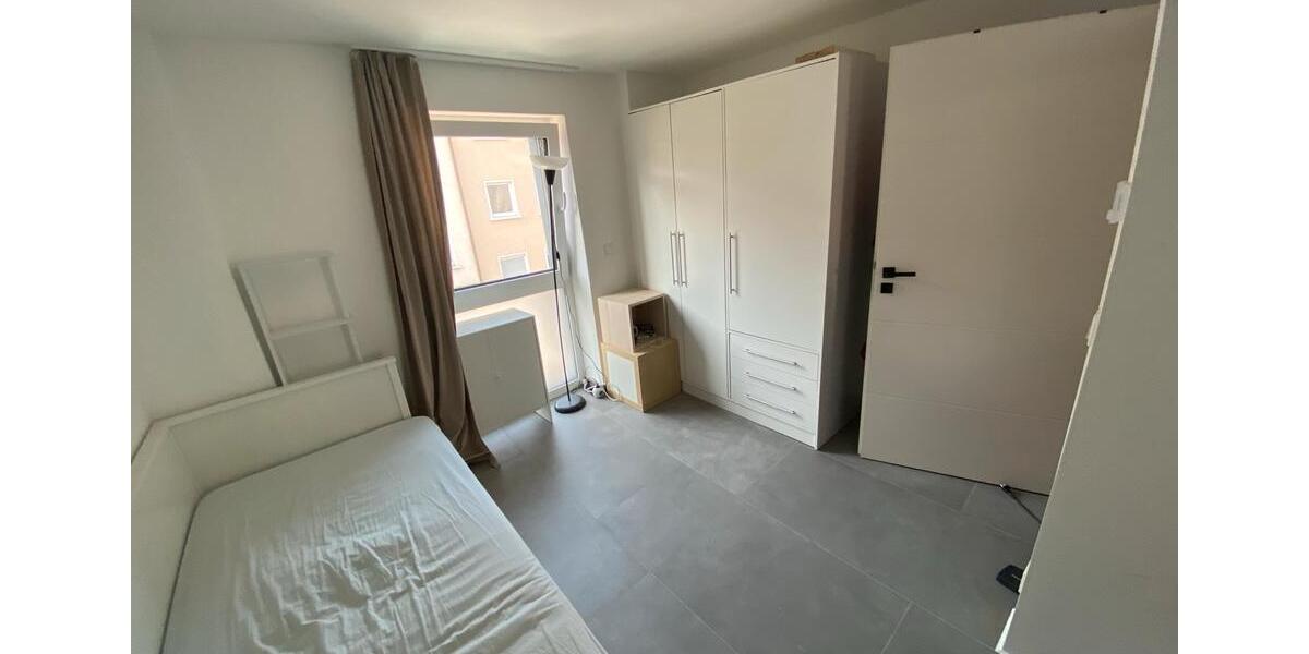 Etagenwohnung Frankfurt am Main Bockenheim - 3 Zimmer, 75 m&sup2;, 1.500&euro; | Angebot:25823203