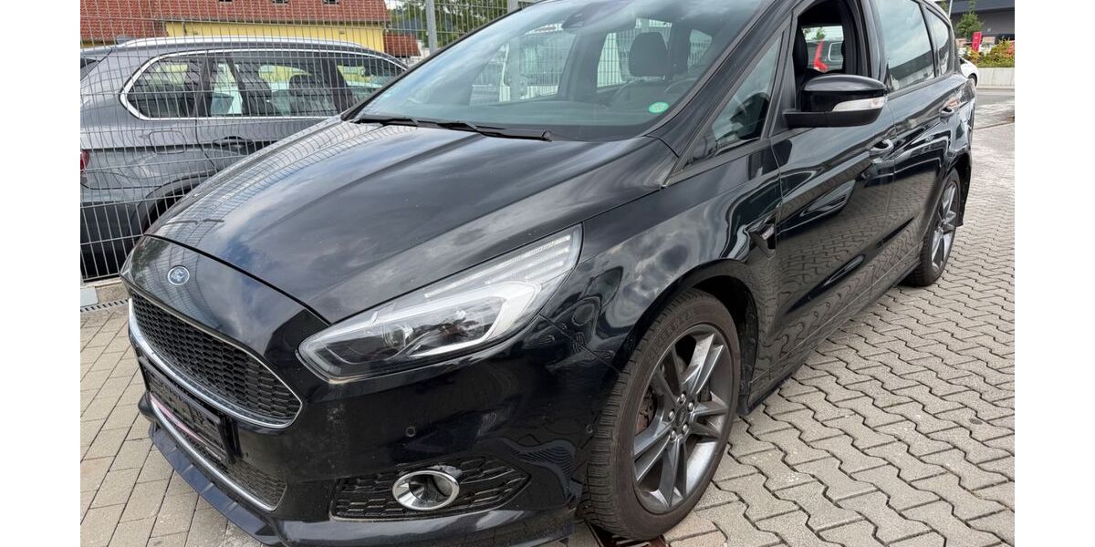 Ford S-Max 211.000 km 9.999 &euro; Büdingen 63654