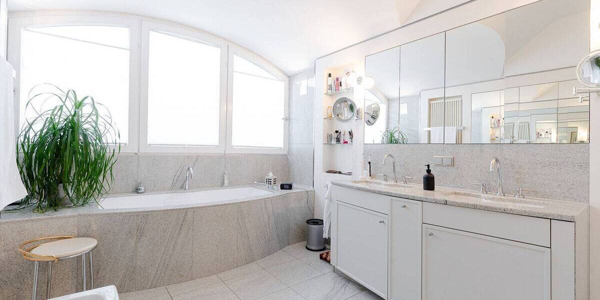 Etagenwohnung Frankfurt am Main Eschersheim - 6 Zimmer, 252 m&sup2;, 2.150.000&euro; | Angebot:25926994