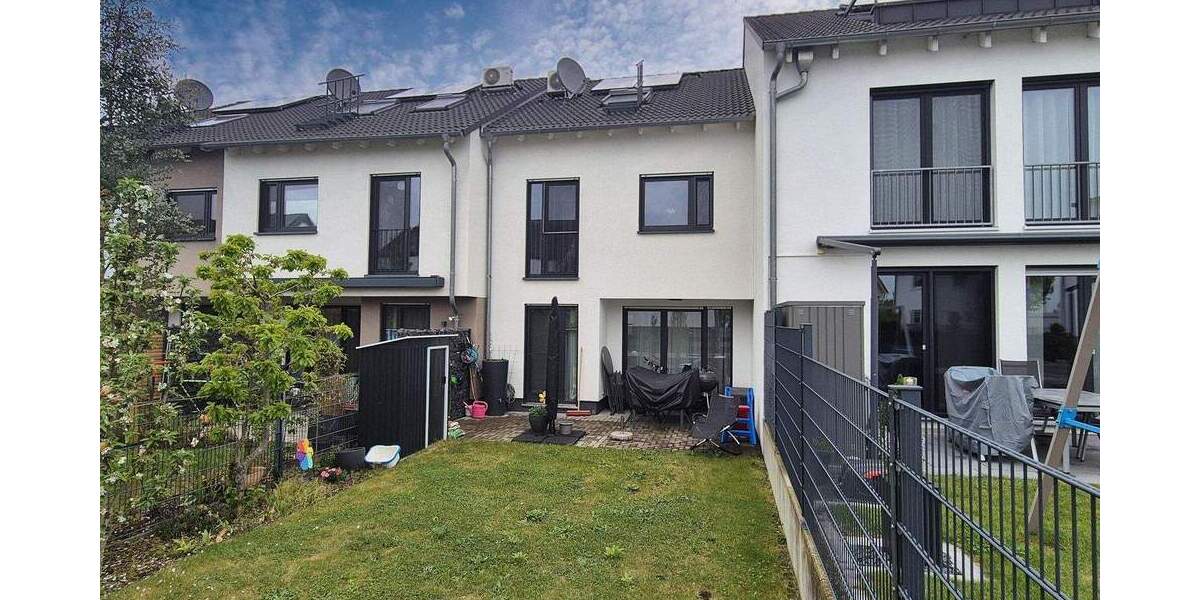Reihenmittelhaus Rodgau Jügesheim - 7 Zimmer, 153 m&sup2;, 649.000&euro; | Angebot:25685770