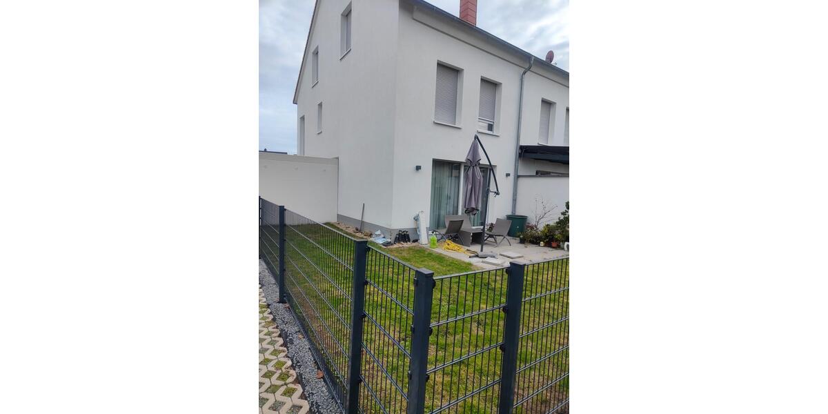 Reihenhaus Stockstadt am Main - 5 Zimmer, 127 m&sup2;, 1.800&euro; | Angebot:26701438