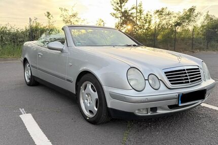 Mercedes-Benz CLK 200 210.000 km 5.100 &euro; Bruchköbel 63486