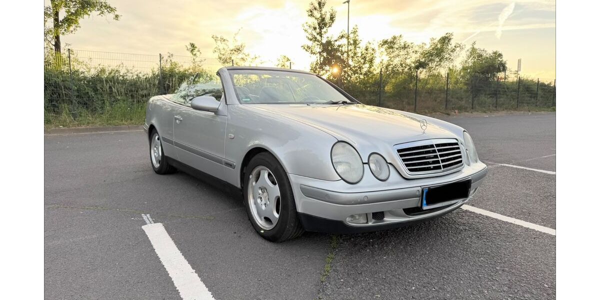 Mercedes-Benz CLK 200 210.000 km 5.100 &euro; Bruchköbel 63486