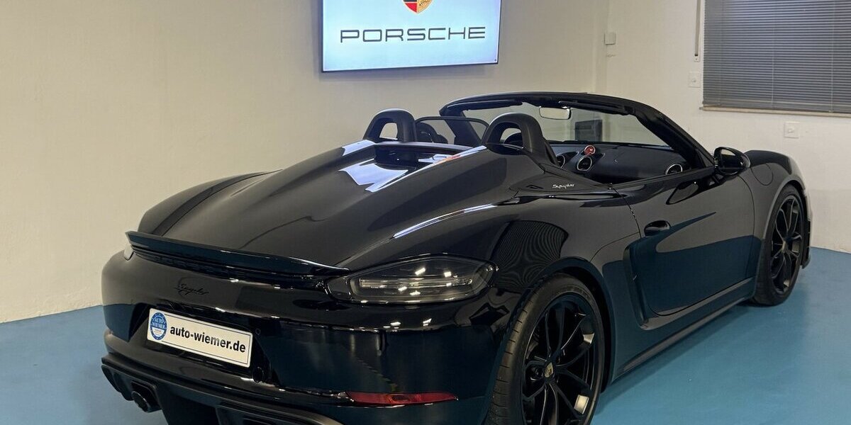 Porsche 718 Boxster Spyder APPROVED/Schalensitze/Chrono 6.800 km 103.900 &euro; Dreieich 63303