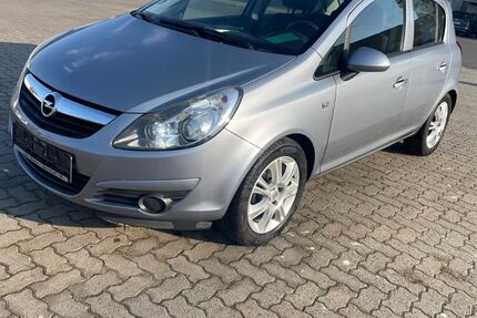 Opel Corsa 131.000 km 3.700 &euro; Stockstadt am Main 63811