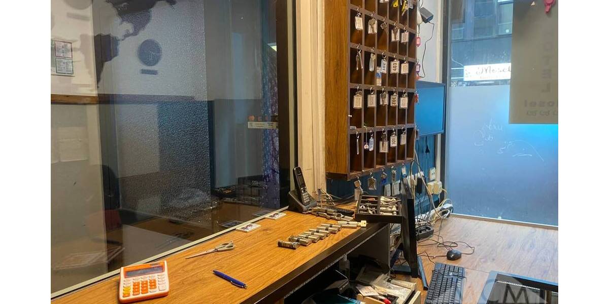 Gewerbeobjekt Frankfurt am Main / Bahnhofsviertel Bahnhofsviertel - 2 Zimmer, 15.000&euro; | Angebot:25704451