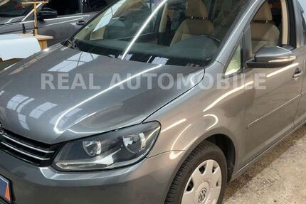 VW Touran 215.000 km 6.999 &euro; Frankfurt am Main 65933