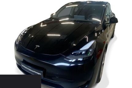 Tesla Model Y 83.743 km 28.500 &euro; Hanau 63457