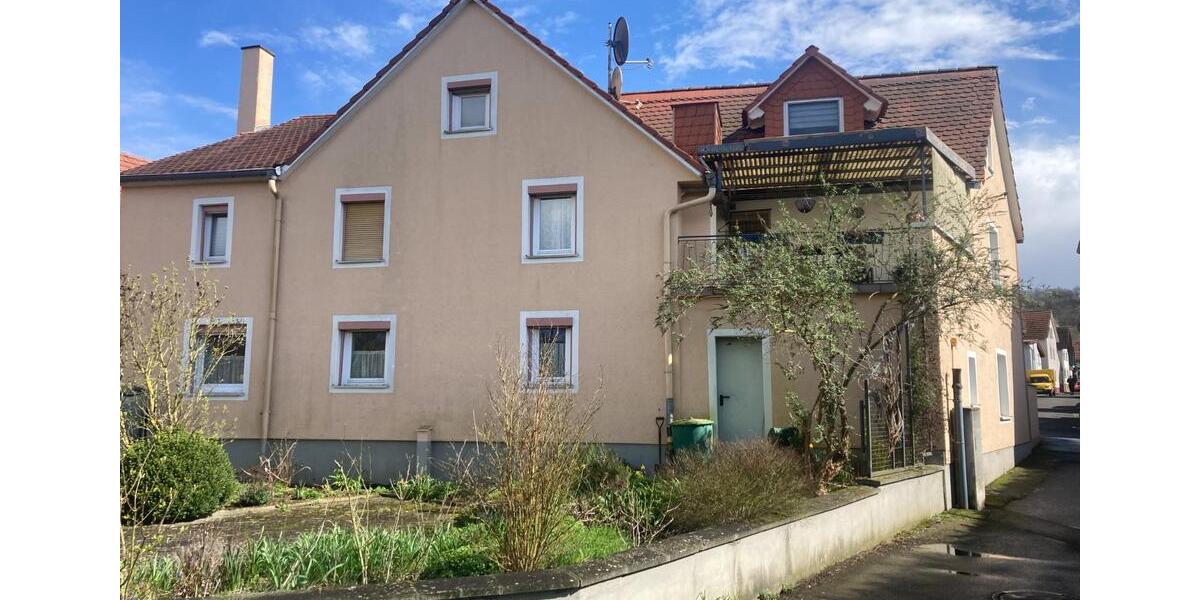 Mehrfamilienhaus, Wohnhaus Ortenberg - 9 Zimmer, 195 m&sup2;, 249.500&euro; | Angebot:25103281
