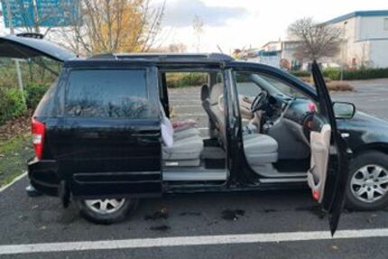 Kia Carnival 279.000 km 1.950 &euro; Frankfurt 60439