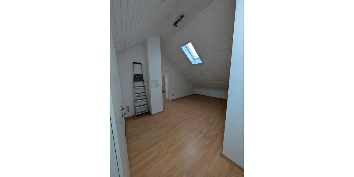 Dachgeschoßwohnung Babenhausen - 2 Zimmer, 56 m&sup2;, 860&euro; | Angebot:26038483