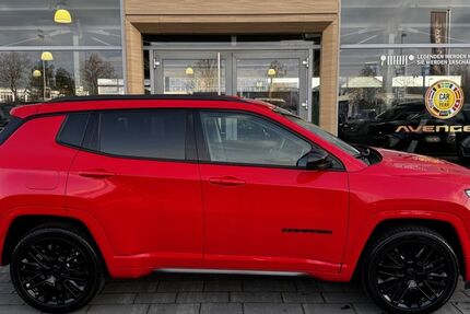 Jeep Compass 9.099 km 25.199 &euro; Aschaffenburg 63741