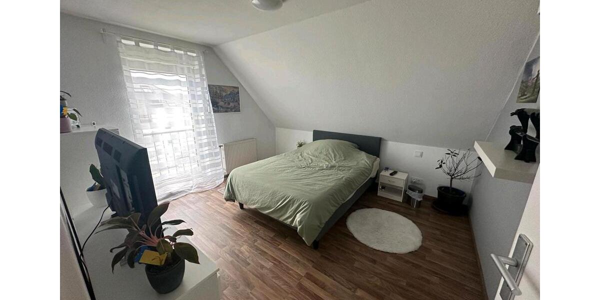 Dachgeschoßwohnung Neuberg - 3 Zimmer, 72 m&sup2;, 1.000&euro; | Angebot:25944218