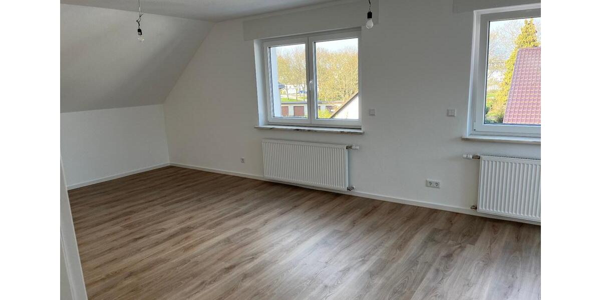 Dachgeschoßwohnung Seligenstadt - 4 Zimmer, 78 m&sup2;, 1.150&euro; | Angebot:25632155