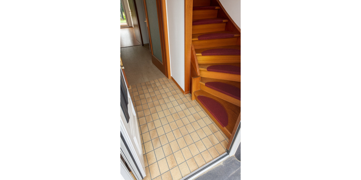 Einfamilienhaus Großostheim - 6.5 Zimmer, 165 m&sup2;, 449.000&euro; | Angebot:23603601