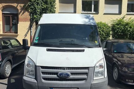 Ford Transit 180.000 km 9.000 &euro; Frankfurt am Main 60326
