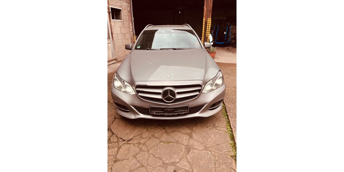 Mercedes-Benz E 350 218.000 km 14.600 &euro; Gründau 63584