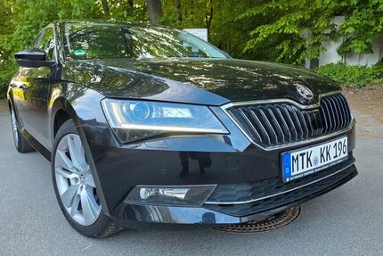 Skoda Superb 84.300 km 22.900 &euro; Bad Soden 65812