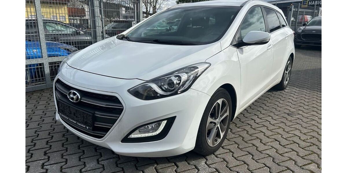 Hyundai i30 140.000 km 7.400 &euro; Büdingen 63654