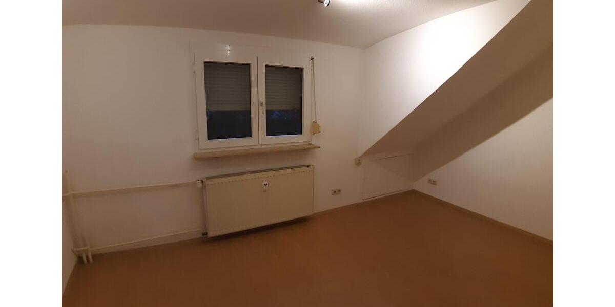 Dachgeschoßwohnung Neu-Isenburg Isenburg - 3 Zimmer, 55 m&sup2;, 715&euro; | Angebot:25868208