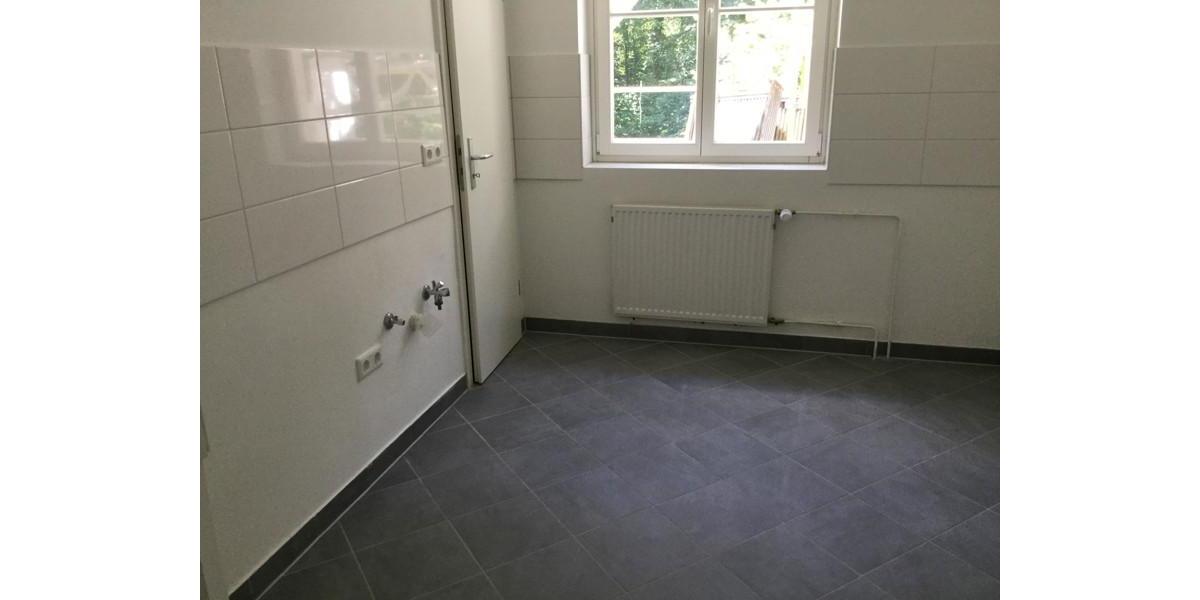 Etagenwohnung Frankfurt am Main Bockenheim - 2.5 Zimmer, 76 m&sup2;, 955&euro; | Angebot:25997051