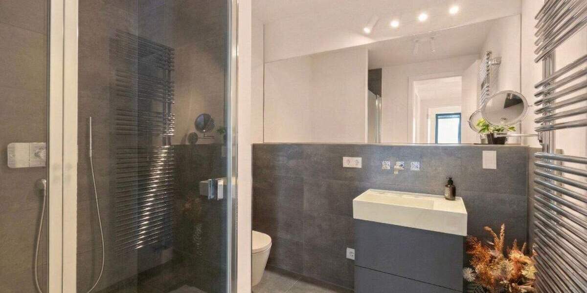 Etagenwohnung Frankfurt am Main Gallus - 3 Zimmer, 110 m&sup2;, 3.400&euro; | Angebot:25691121