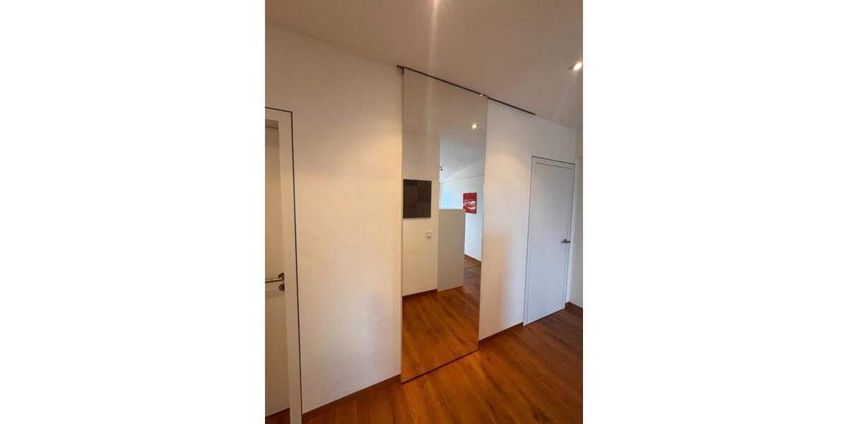 Dachgeschoßwohnung Aschaffenburg Damm - 1 Zimmer, 33 m&sup2;, 820&euro; | Angebot:24361577