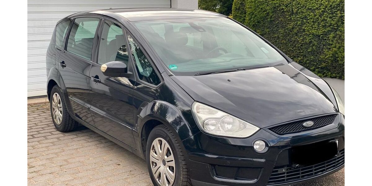 Ford S-Max 229.000 km 2.600 &euro; Frankfurt am Main 60389