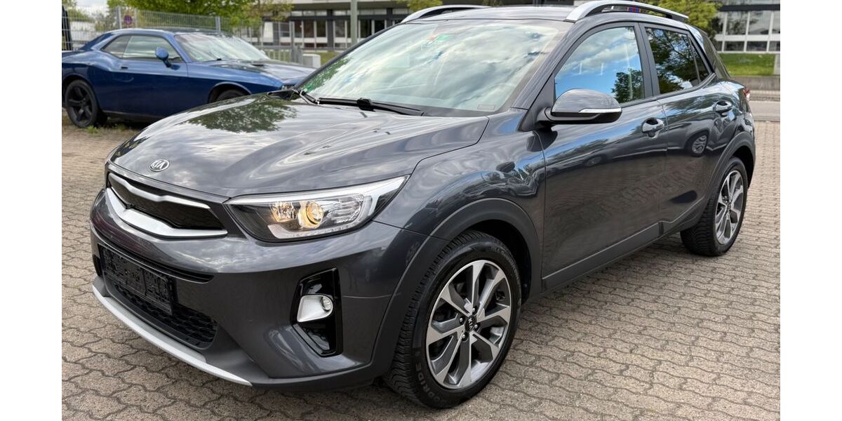 Kia Stonic 145.698 km 8.299 &euro; Hanau 63452