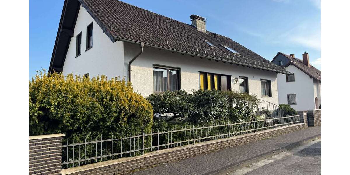 Einfamilienhaus Ronneburg - 7 Zimmer, 185 m&sup2;, 499.000&euro; | Angebot:24791099