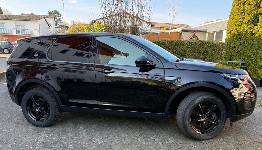 Land Rover Discovery Sport 84.000 km 17.499 &euro; Bad Nauheim 61231