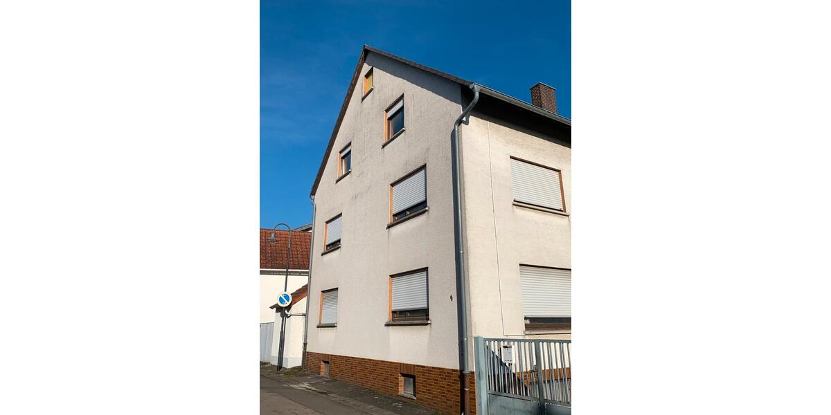 Mehrfamilienhaus, Wohnhaus Friedberg (Hessen) - 8 Zimmer, 200 m&sup2;, 485.000&euro; | Angebot:24827447