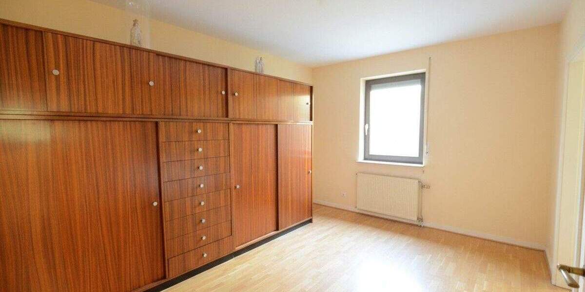 Einfamilienhaus Kronberg im Taunus Kronberg - 6 Zimmer, 205 m&sup2;, 1.395.000&euro; | Angebot:25698555