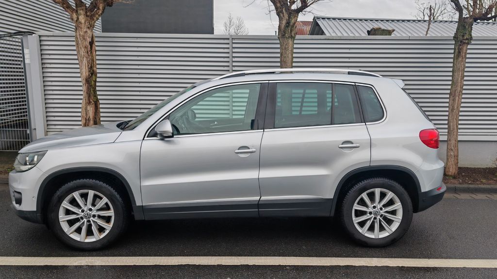 VW Tiguan 318.000 km 8.999 &euro; Frankfurt am/Main 60389