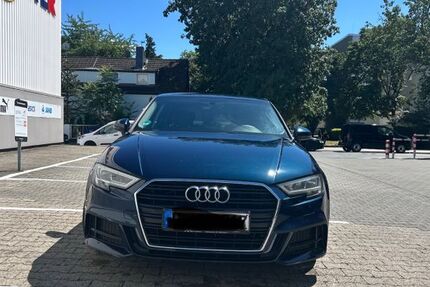 Audi A3 122.500 km 15.900 &euro; Frankfurt 65933