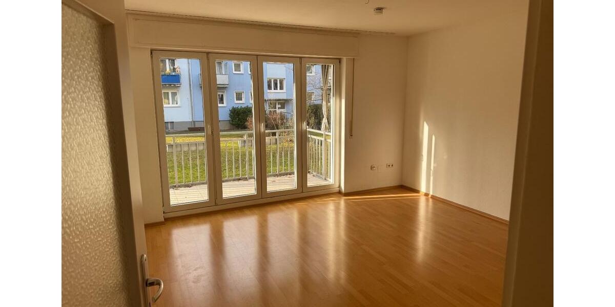 Hochparterre Frankfurt am Main Eschersheim - 4 Zimmer, 81 m&sup2;, 450.000&euro; | Angebot:25234922
