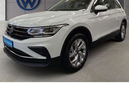 VW Tiguan 49.519 km 28.750 &euro; Frankfurt 60326